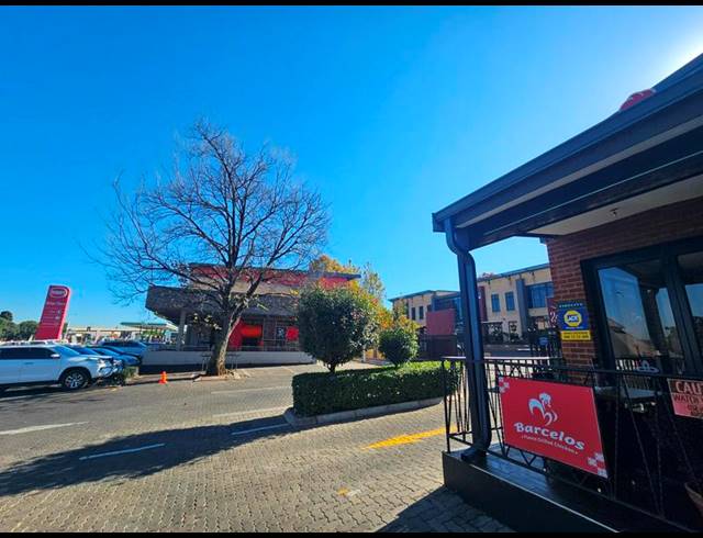 BUSINESS FOR SALE IN DIE HOEWES